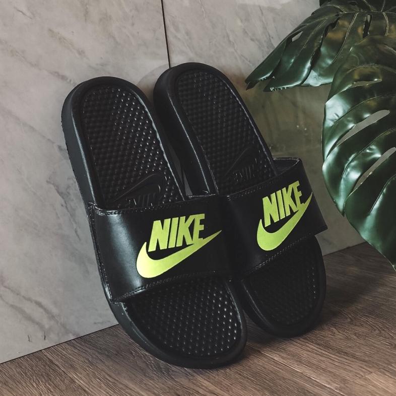 

Nike Benassi Slides Just Do It Black Stabilo