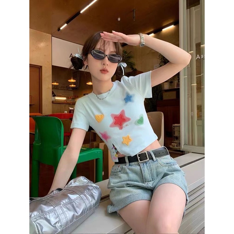 Red [Kapas Murni] Desain Manis dan Keren Warna Kontras Bintang Lengan Pendek T-Shirt Wanita Suasana Celah Samping Pusar Atasan Pendek