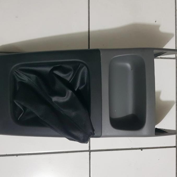 Console Box Bagian Depan Mobil Isuzu Panther Ls