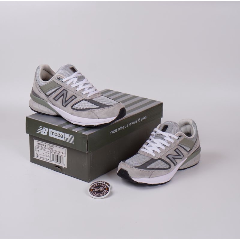 Sepatu New Balance 990v5 Grey