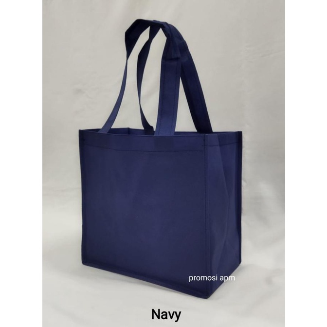 

Tas Spunbond Jahit Ukuran Luar - 37x28xT30 cm untuk box 35x26 cm