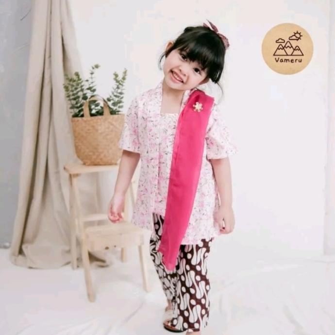KEBAYA BUNGA ANAK KUTUBARU KATUN JEPANG