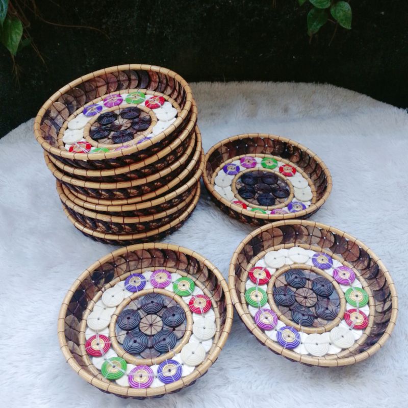 wadah sodan batok kelapa full pernis Prada diameter 18cm