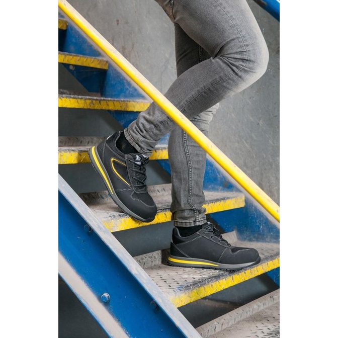 Sepatu Safety Jogger TURBO S3