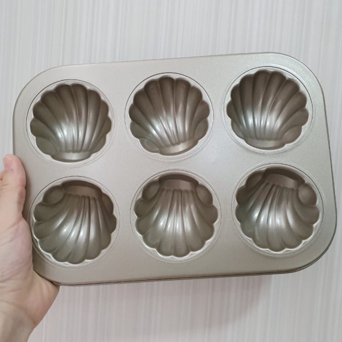 

Loyang Shell / Loyang Kerang 6 Cups Anti Lengket - Gold