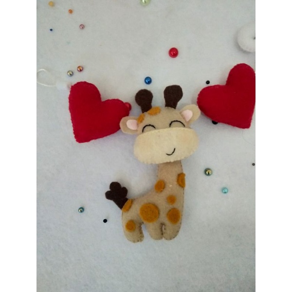 Aplikasi hewan kain flanel