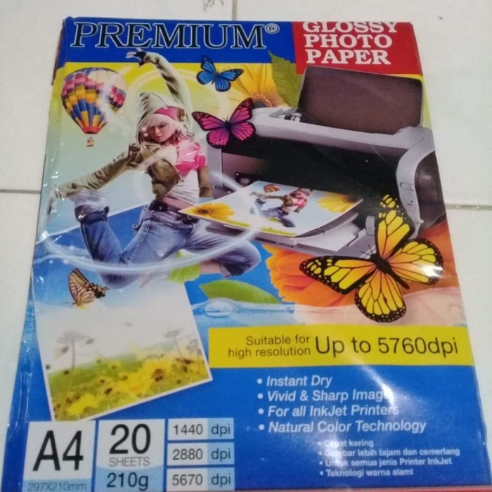 

KERTAS GLOSSY PAPER A4 premium 210 gr 20 lbr