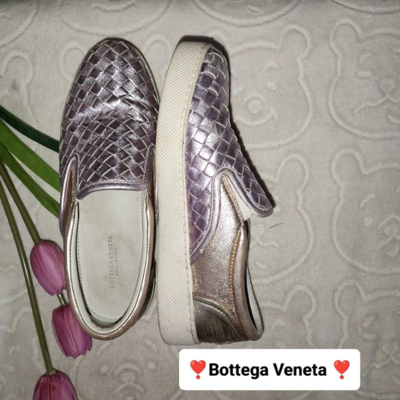 sepatu bottega Veneta Preloved