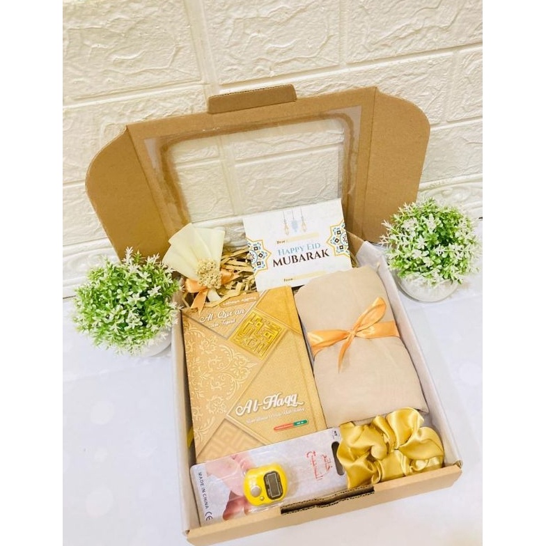 

Ready stok Hampers Hijab / Hampers Al-Qur'an / Kado Muslimah/ Hadiah Anniversary / Kado Ulang Tahun / Birthday Gift 57