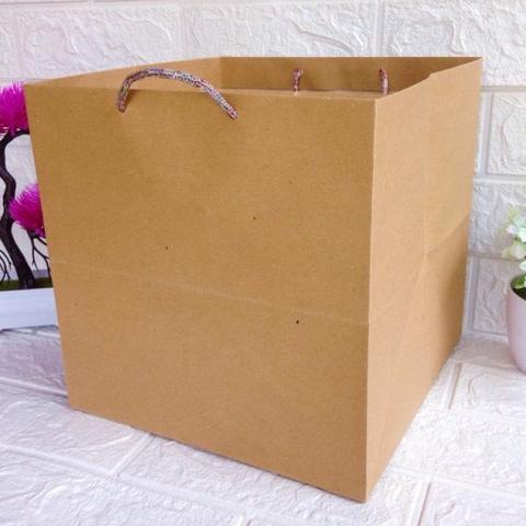 

New MSP ~ PAPERBAG TALI BAWAH KOTAK (10PCS)