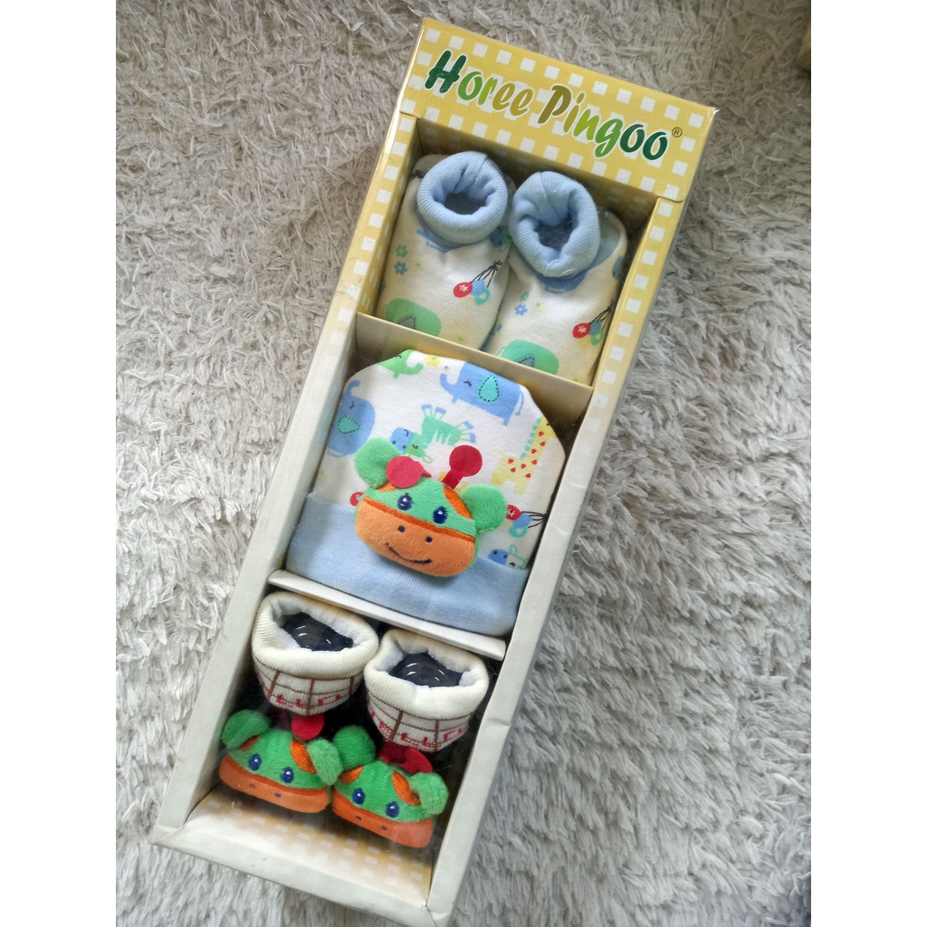 Topi Bayi Set Kaos Kaki Bayi Newborn