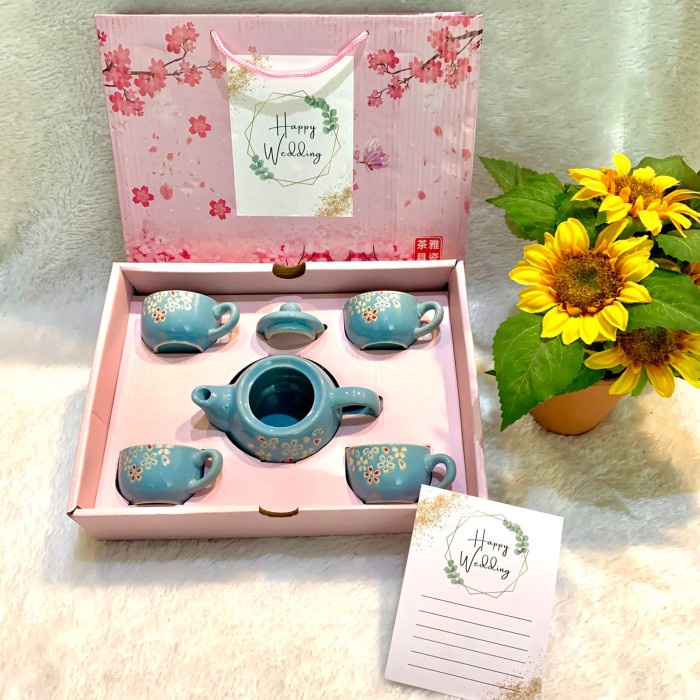 souevir Chinese Tea Set dan tea pot keramik premium