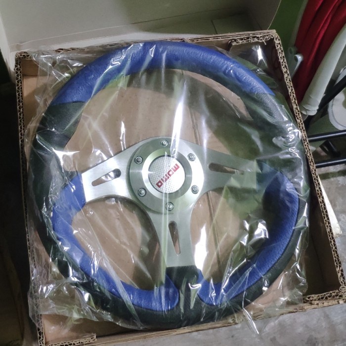 Stir Racing Momo 12 inch Lokal - Biru