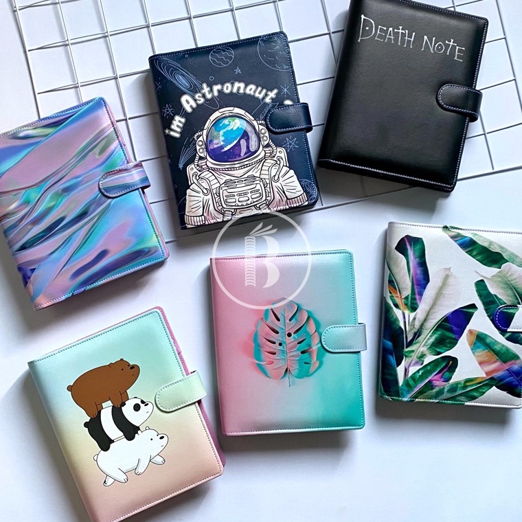 

Terbaru.. Bindermu READY Binder NEW 01 Printing Deathnote Quotes Galaxy Superhero Doctor Kulit 20ring A5 26ring B5 6ring A6 70W