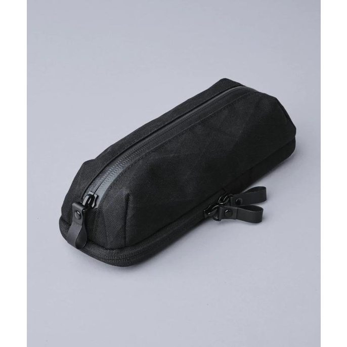 

Tempat Pensil Alpaka Pencil Case Pro Series High Tech Stationaries