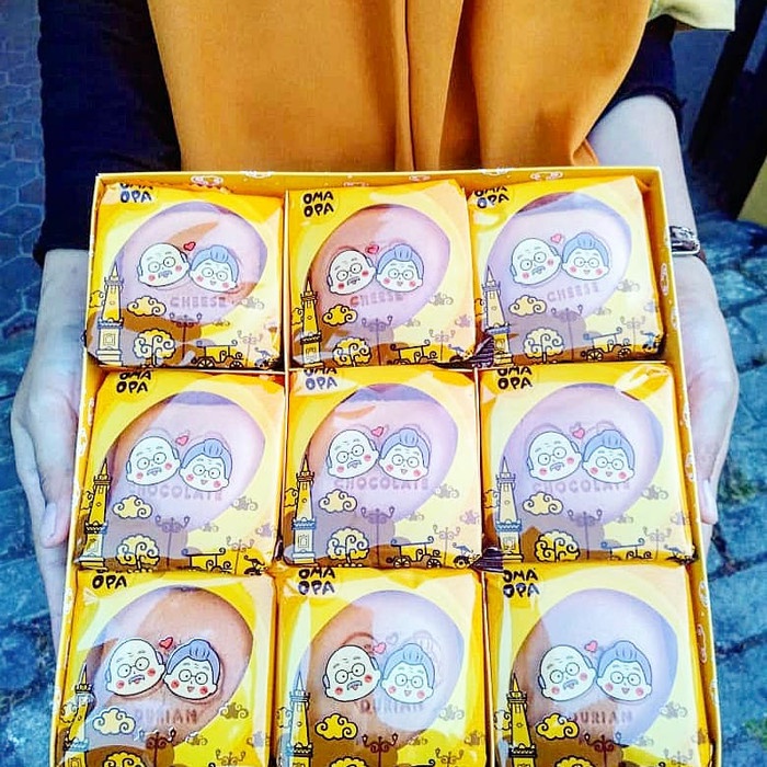 MINI OGURA OMA OPA CAKERY