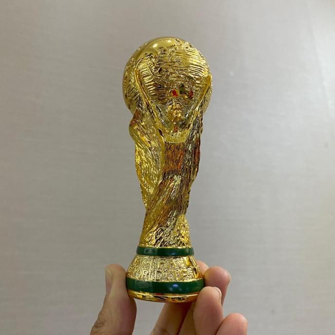 Miniatur Replika Trofi Piala Dunia 14Cm / Miniatur Trofi Piala Dunia