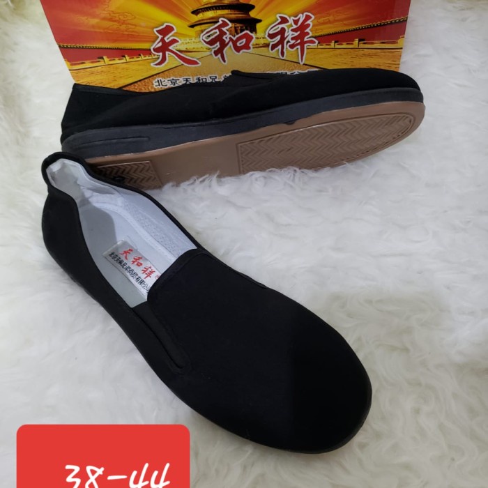Terlaris Sepatu Slip On Kungfu Bigboss Bruce Lee Import Kuat