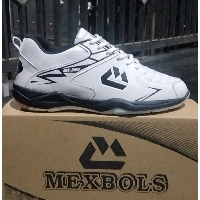 sepatu badminton terbaru terlaris original size 38-44