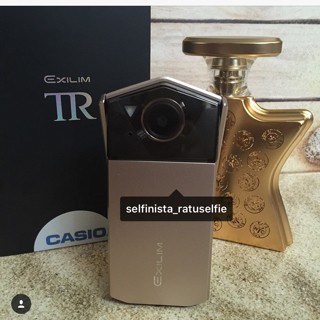 CASIO EXILIM TR70 GOLD