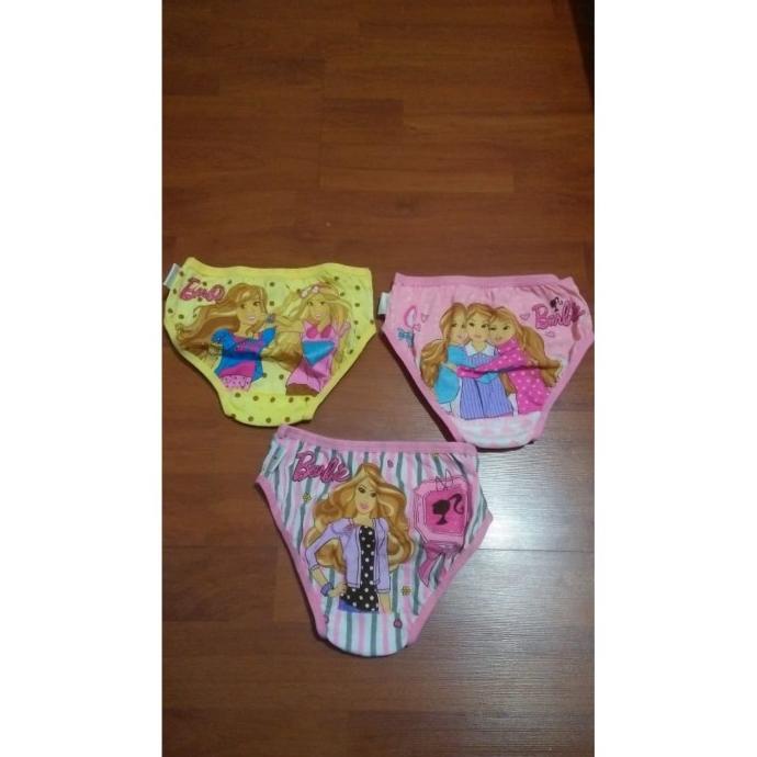 best produk] Celana Dalam Anak Kotakan Isi 3 Gbr Barbie merk Jessie n Mike
