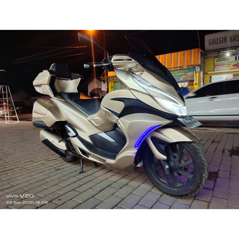 Paketan Body Costom Honda PCX 150 V3 model Goldwing