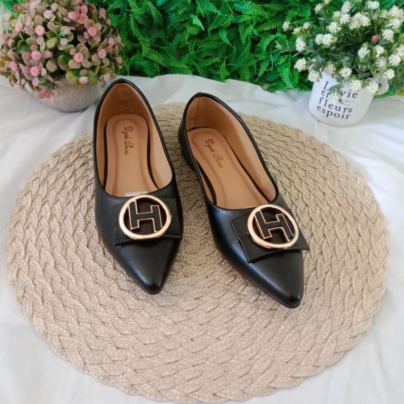 Sepatu dyah shoes Kode G42