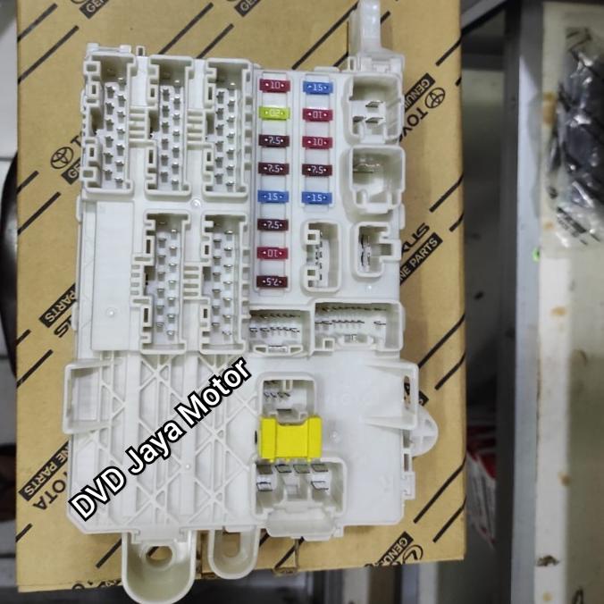 Promo Bulan Ini Fuse Box Toyota Innova Fortuner Hilux 82730-0K021 Original