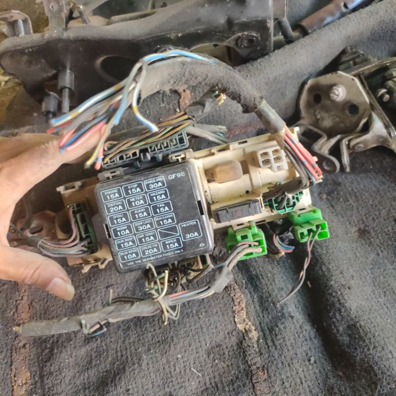 box sikring mazda 626 hb 86