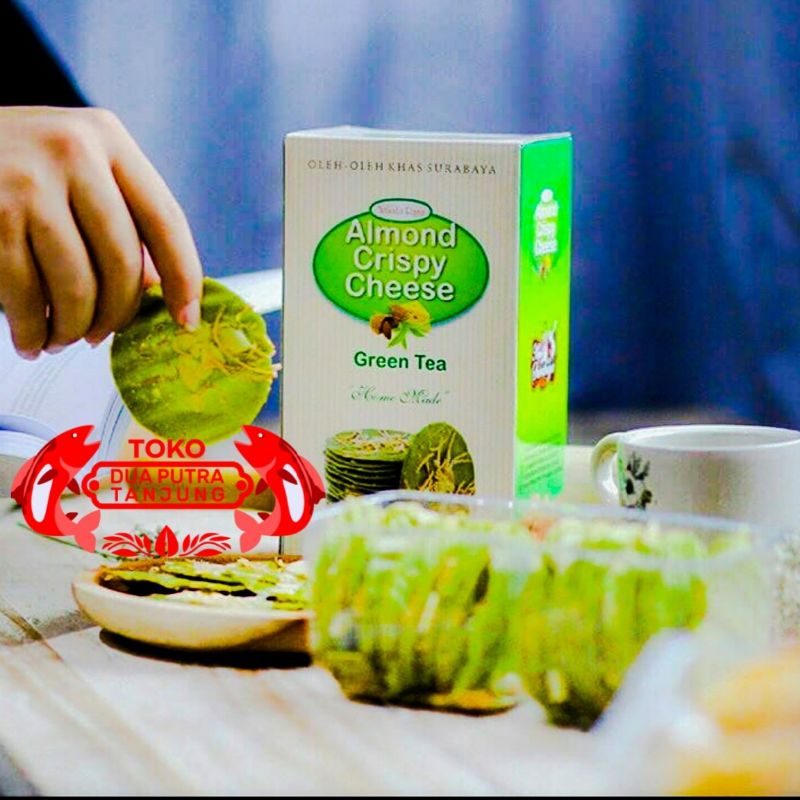 

DUA PUTRA TANJUNG Almond Wisata Rasa Crispy Cheese (Green Tea) l