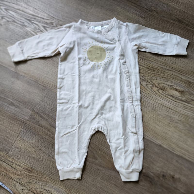 H&M Sleepsuit Sunburst C PRELOVED