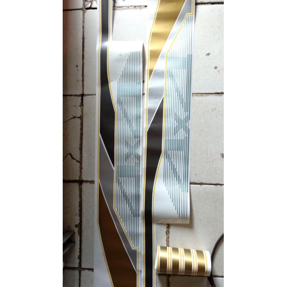 Stiker Body Taft Gt 4X4