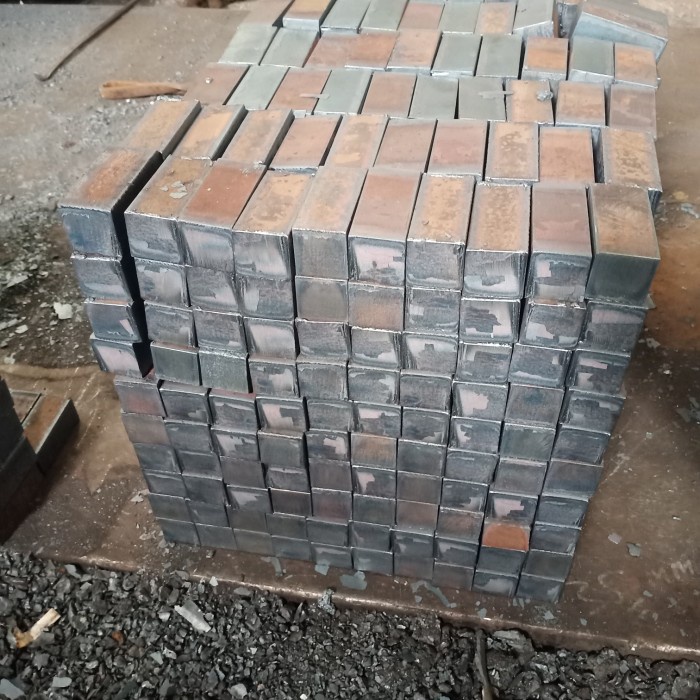 Besi plat tebal 50 mm x 50 mm x 180 mm