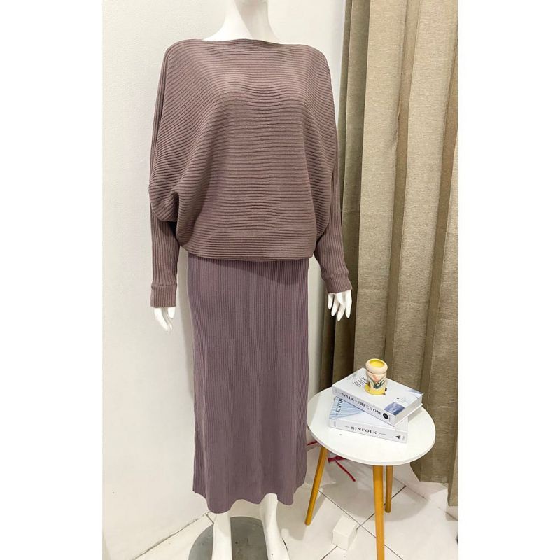 Rajut Set rok (Batwing)