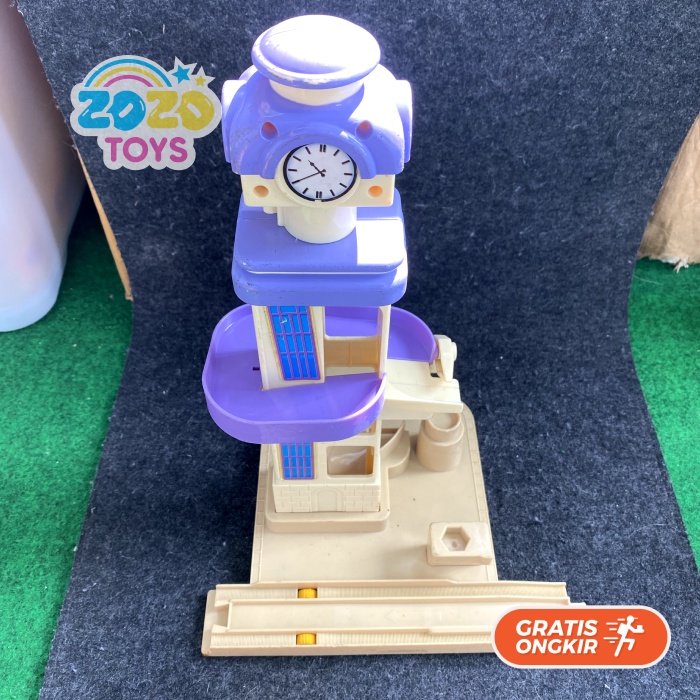 Plarail Chuggington Brewster with Action Clock Tower Takara Tomy