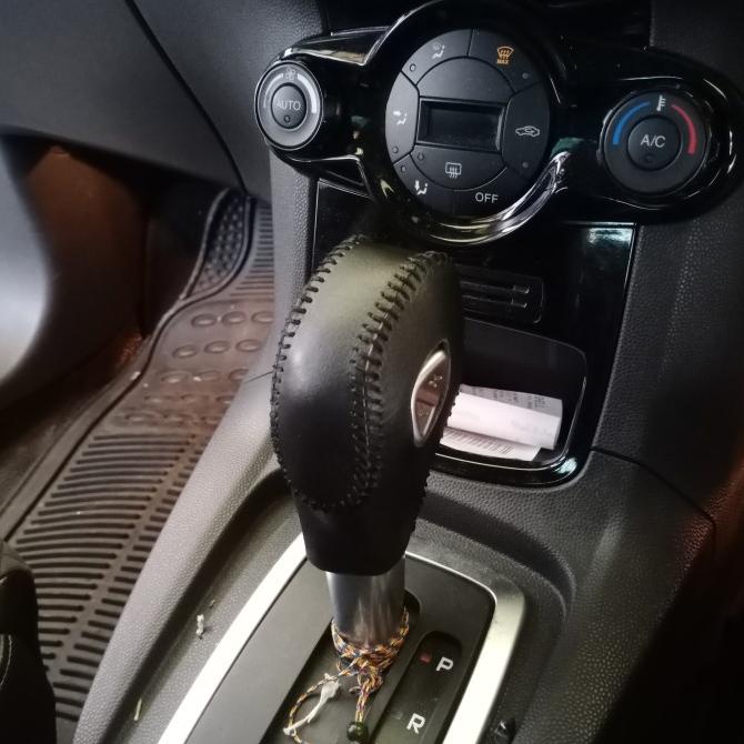 Sarung Leather Gear Shift Knob Cover Untuk Ford Fiesta Ecosport