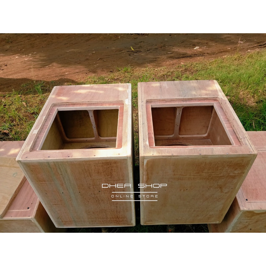 MT3 BOX SPEAKER SUBWOOFER 12 INCH CLA SINGLE BAHAN 15MM U3N