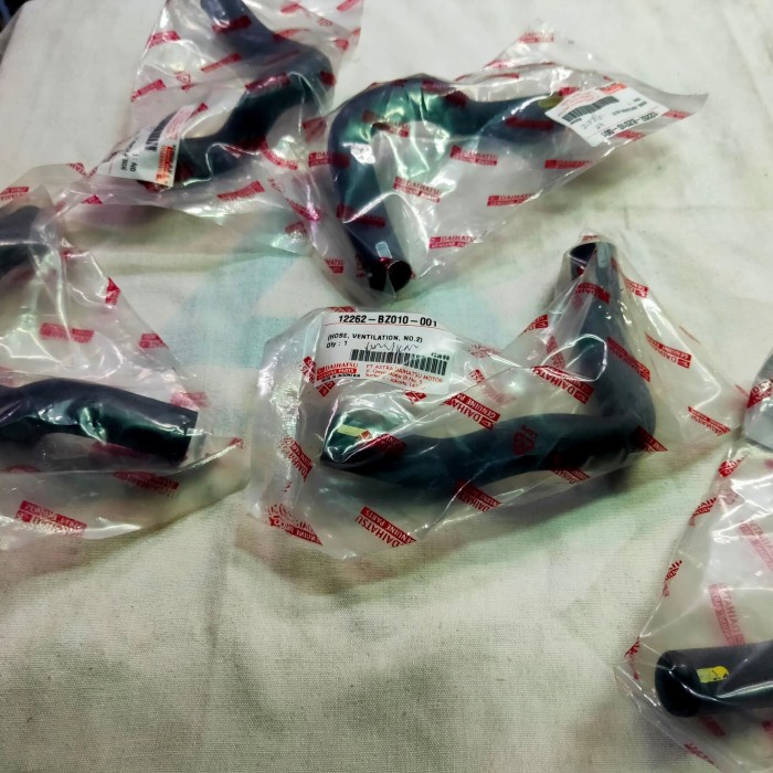 Selang Bypass Original Daihatsu Xenia Avanza Kode Dt 070