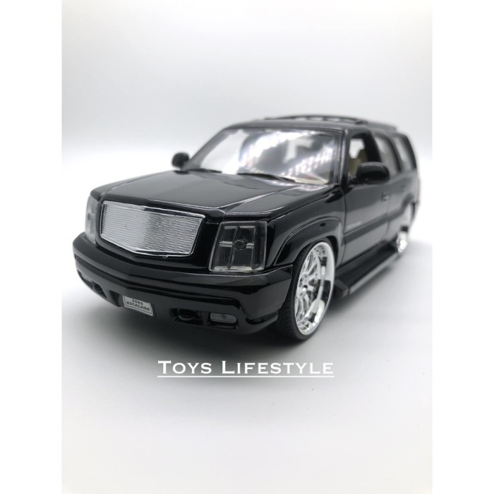 MUST HAVE WELLY DIECAST - CADILLAC ESCALADE 2002 HOT RIDER SKALA 1:24 TERLARIS