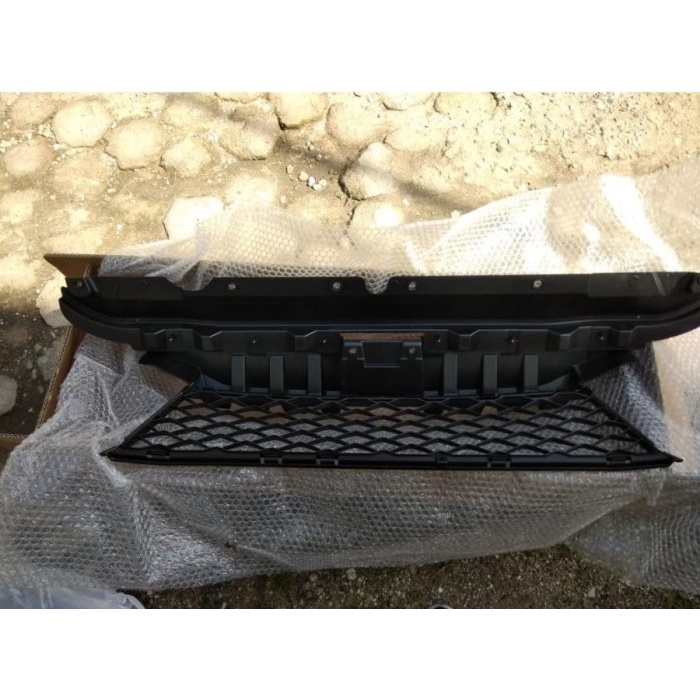 kisi kisi bumper / jaring bumper bawah mobilio 2016 2017 2018 2019 ori dhaffastore