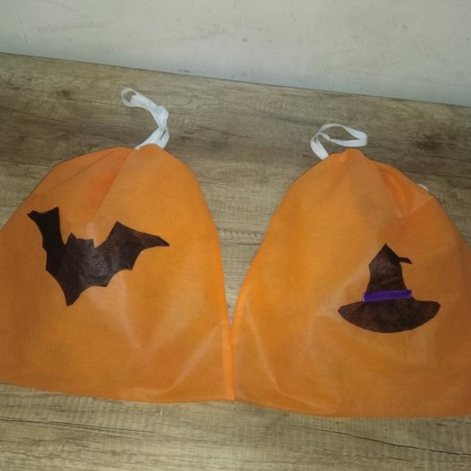 

@#@#@#] tas spunbond Halloween goodie bag atau tas bekal 35*35cm