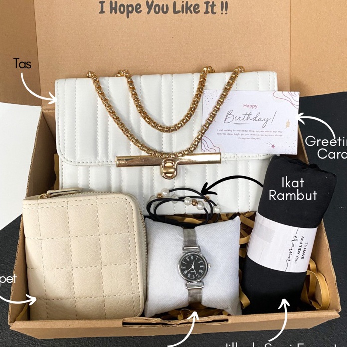 

RDFQ8353 8.8 [A0201]HAMPERS GIFT BOX TAS CHELSY KADO ULANG TAHUN/KADO PACAR/KADO VALENTINE/KADO ANNIVERSARY/KADO WEDDING/KADO WISUDA/HADIAH ULANG TAHUN TAS CEWEK/HAMPERS LEBARAN/HAMPERS RAMADAN/KADO HARI GURU/KADO HARI IBU
