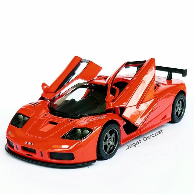 Kinsmart 1995 McLaren F1 GTR Red Skala 34
