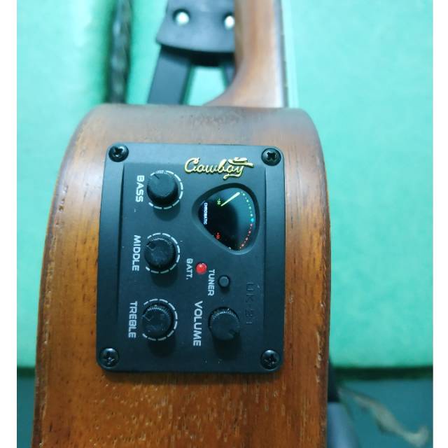 Ukulele Tenor Elektrik Merk Cowboy 25 Inc Jakarta
