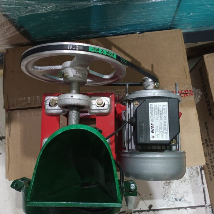 Mesin Pengiris Perajang Pemotong Bawang Iris Bawang Listrik 125 Watt keren