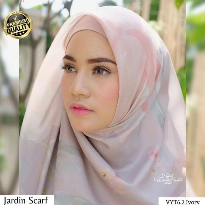Hijabwanitacantik Segiempat Jardin Ivory| Hijab Voal Premium Berkualitas