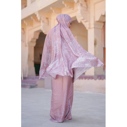 Buttonscarves Maharani Dusty Pink Prayer Robe As Is New No Box