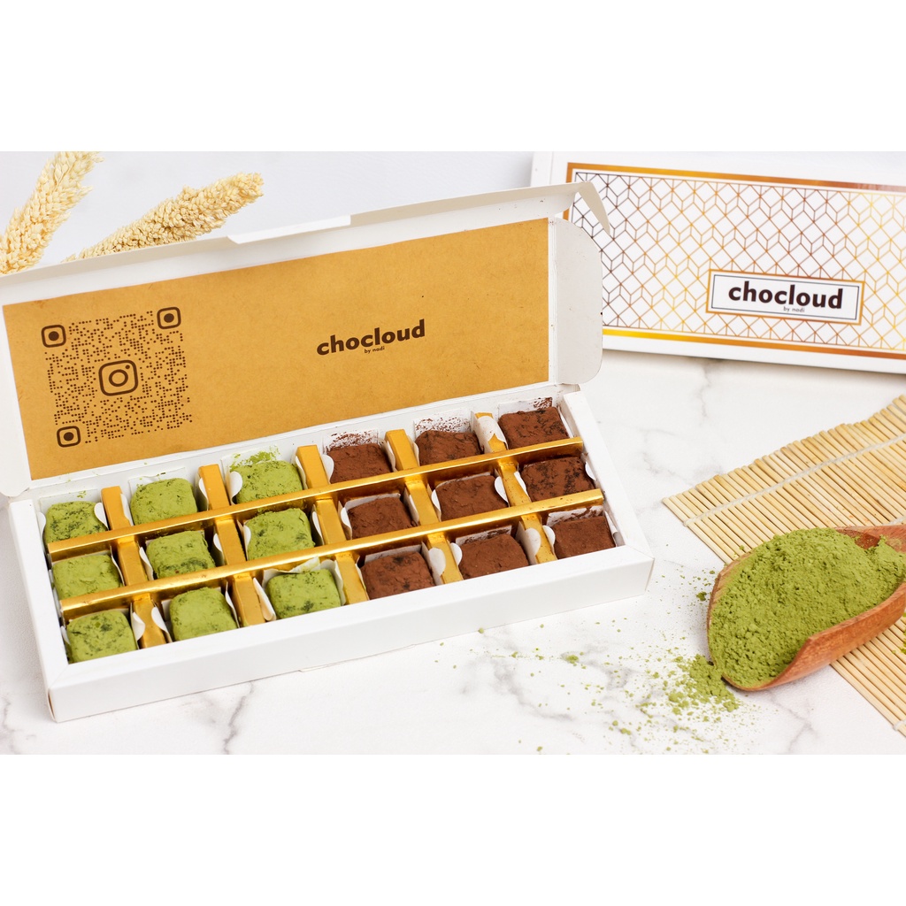 

Coklat Large Mix-Match // Matcha Crunch Dark Chocolate Chocloudbynadi isi 18 pcs/box (270gr) Gift Coklat