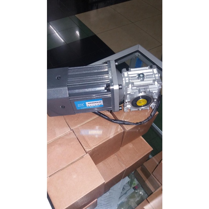 Worm Gear/ Gearbox/ Rv 030 1: 10 Cw Motor 40Watt 1Phase+Speed Control