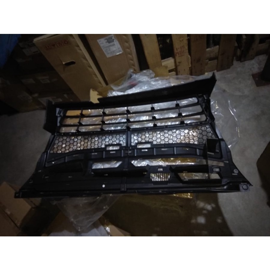 Grill Radiator Bawah Suzuki New Ertiga Ertiga Diesel ASLI SGP!